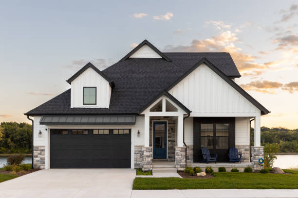 Best Roof Maintenance and Cleaning  in Martins Ferry, OH