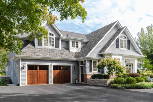 Best Chimney Flashing Repair  in Martins Ferry, OH